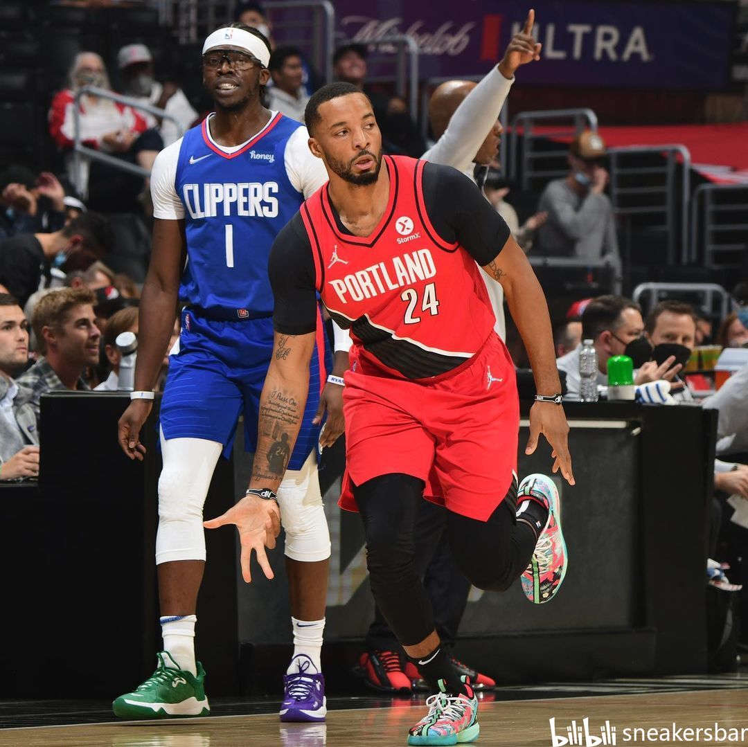 夫赛事中的 夫赛事中的