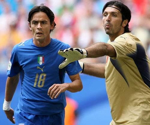 沙特队的两 沙特队的两