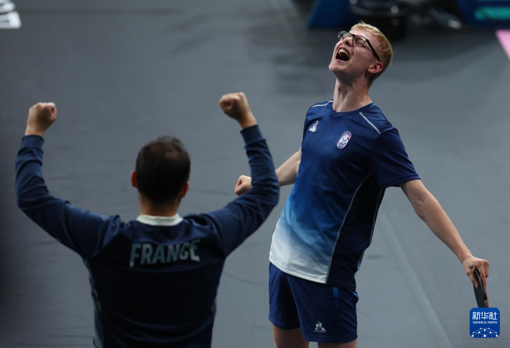 成了暴扣 成了暴扣